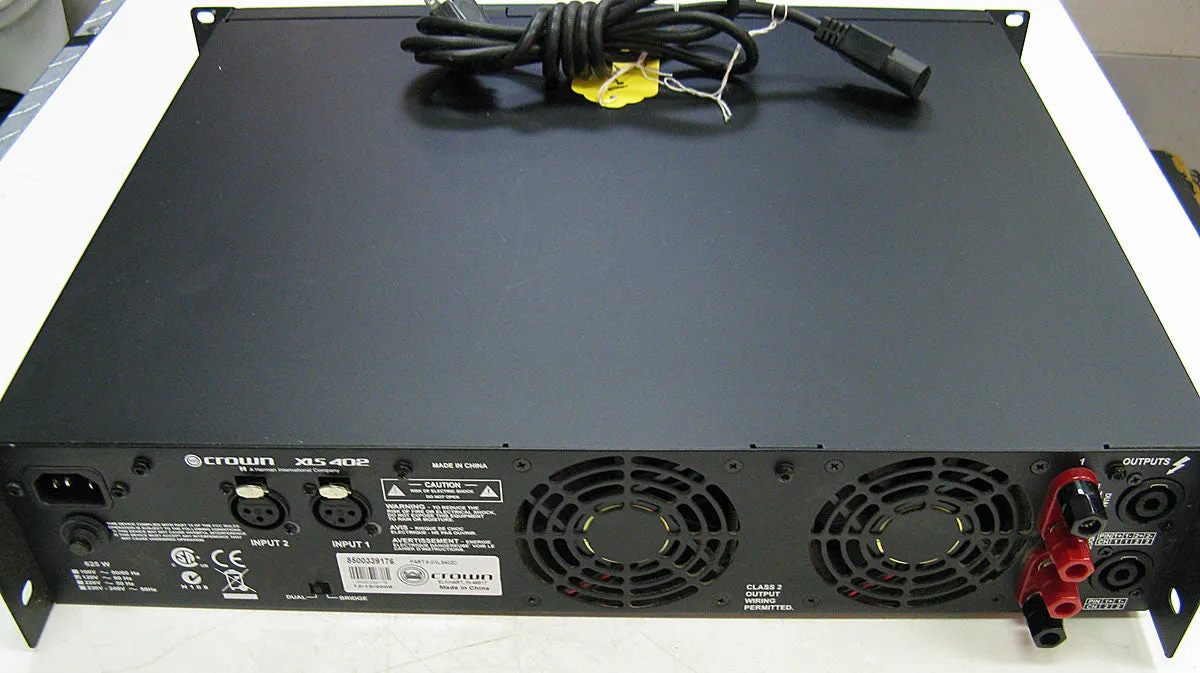 Crown XLS 402 Power Amplifier