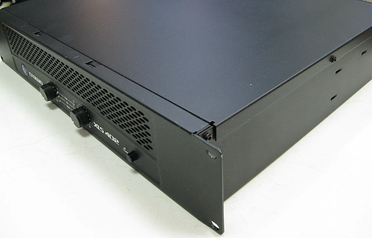 Crown XLS 402 Power Amplifier