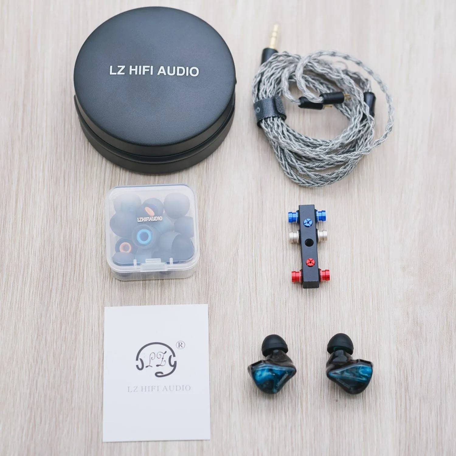 LZ A4 PRO 1 CNT Diaphragm DD   3 Knowles BA Hybrid HIFI In-Ear Earphone