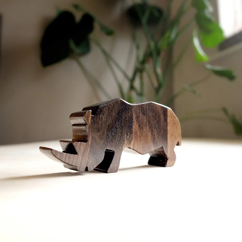 O_wow Handmade Dark Oak Rhino