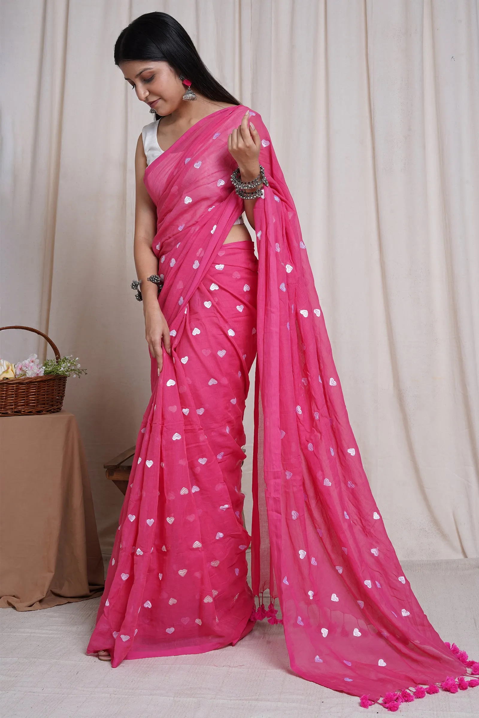 Teejh Chahna Pink and White Mul Cotton Heart Embroidery Saree