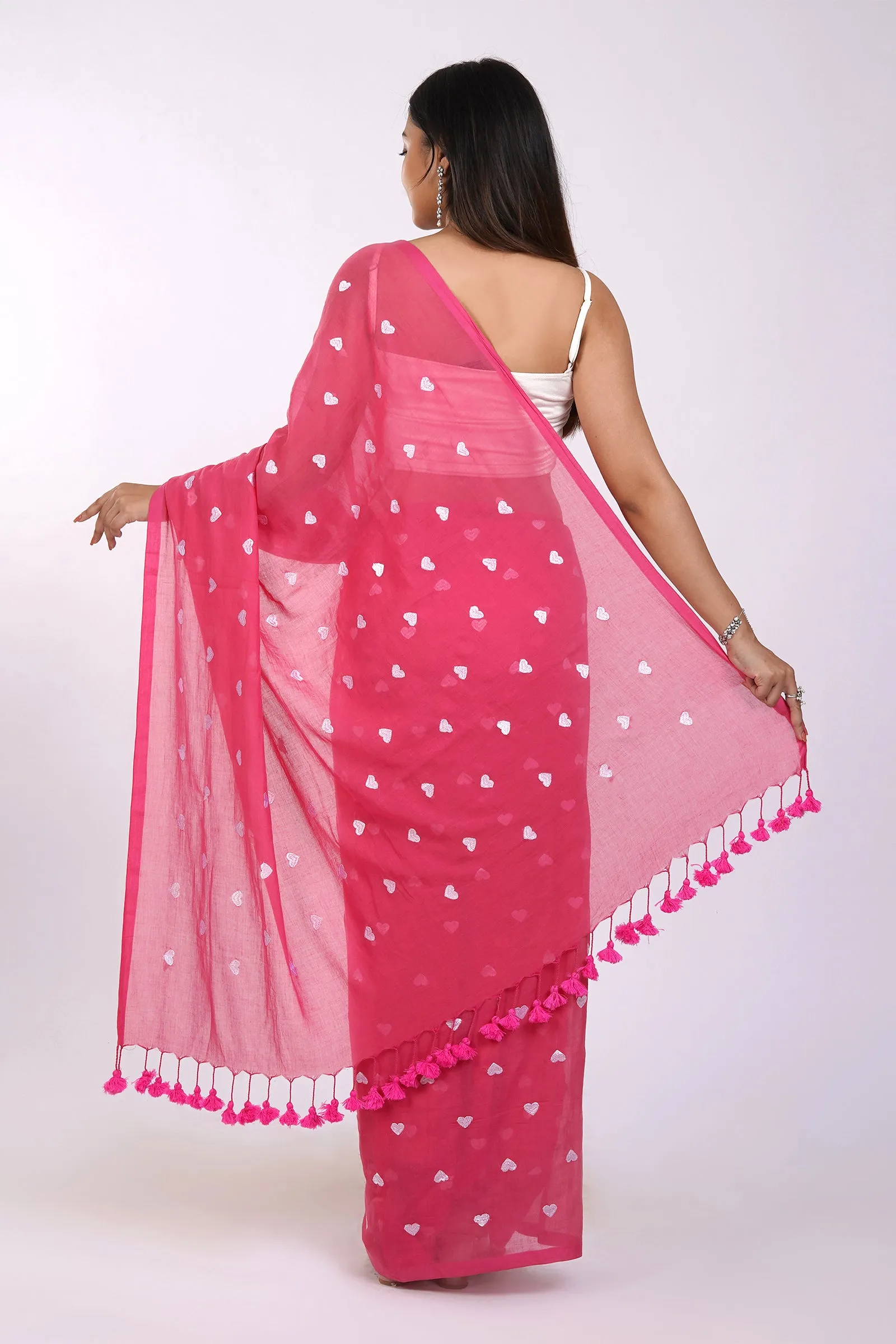 Teejh Chahna Pink and White Mul Cotton Heart Embroidery Saree